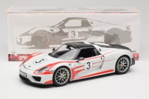 Porsche 918 Spyder Weissach Package Salzburg Minichamps 1:18 110062441 Metāls — attēls 8 no 8