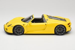 Porsche 918 Spyder Dzeltens Minichamps 1:18 110062434 Metāls — attēls 4 no 8