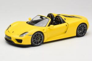 Porsche 918 Spyder Dzeltens Minichamps 1:18 110062434 Metāls