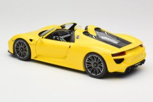 Porsche 918 Spyder Dzeltens Minichamps 1:18 110062434 Metāls — attēls 7 no 8