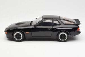 Porsche 924 Carrera GT Melns AUTOart 1:18 78001 Metāls — attēls 4 no 8