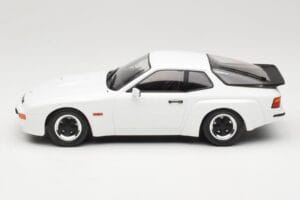 Porsche 924 Carrera GT Balts MCG 1:18 MCG18197 Metāls — attēls 3 no 6
