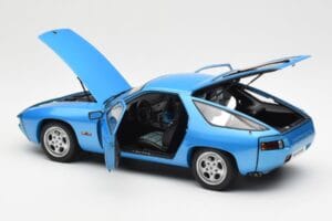 Porsche 928 Zils AUTOart 1:18 77901 Metāls — attēls 5 no 8