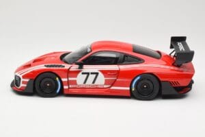 Porsche 935/19 Sarkans ar Baltām Svītrām Minichamps 1:18 155067577 Metāls — attēls 3 no 6