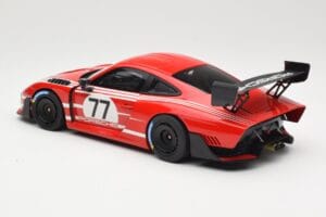 Porsche 935/19 Sarkans ar Baltām Svītrām Minichamps 1:18 155067577 Metāls — attēls 5 no 6