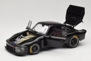 Porsche 935 Turbo Group 5 1976 Exoto 1:18 18101 Metāls — attēls 2 no 8