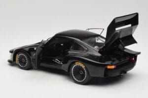 Porsche 935 Turbo Group 5 1976 Exoto 1:18 18101 Metāls — attēls 5 no 8