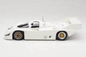Porsche 956K Plain Body 1982 Minichamps 1:18 155826600 Metāls — attēls 3 no 6