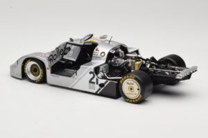 Porsche 956L #21 Rollei A. de Cadenet / C. Ballot-Lena 24 Hours of Le Mans 1984 Minichamps 1:18 183846921 Metāls — attēls 5 no 8