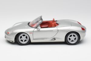 Porsche Boxster 986 Sudrabs Maisto 1:18 37800-M3 Metāls — attēls 4 no 8