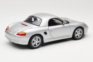 Porsche Boxster 986 Hard Top Sudrabs UT Models 1:18 27854 Metāls — attēls 3 no 8