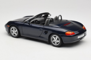 Porsche Boxster 986 S Night Blue UT Models 1:18 WAP021006-R1 Metāls — attēls 7 no 8