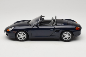 Porsche Boxster S 986 Night Blue UT Models 1:18 WAP021006 Metāls — attēls 4 no 7