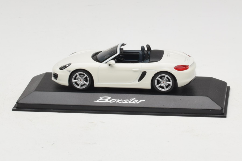 Porsche Boxster 981 Balts Minichamps 1:43 WAP0202000D-R1 Metāls