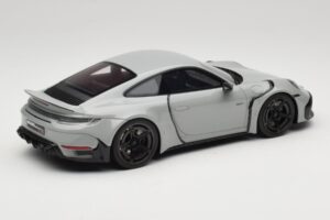 Porsche Brabus 900 Rocket R 992 Nardo Grey GT Spirit 1:18 GT930 Sveķi — attēls 2 no 6