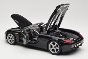 Porsche Carrera GT 980 Melns Maisto 1:18 36622 Metāls — attēls 5 no 8