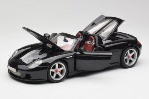 Porsche Carrera GT Melns Maisto 1:18 36665 Metāls — attēls 2 no 8