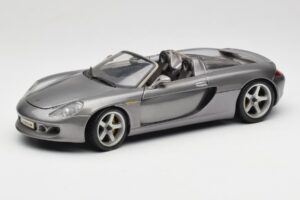 Porsche Carrera GT Pelēks Metalik Maisto 1:18 36622-R1 Metāls