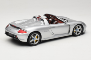 Porsche Carrera GT Silver Metallic Minichamps 1:18 WAP02103014 Metāls — attēls 3 no 8