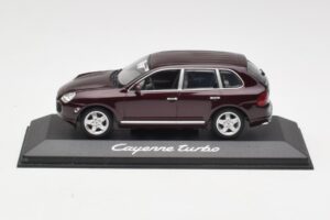 Porsche Cayenne 955 Turbo Tumši Sarkans Minichamps 1:43 WAPC2000113 Metāls