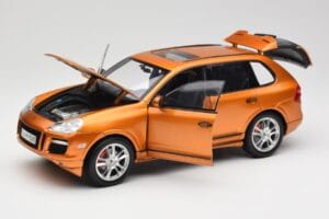 Porsche Cayenne GTS Lava Orange Norev 1:18 187535 Metāls — attēls 2 no 8