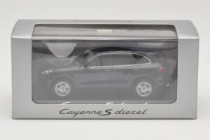 Porsche Cayenne 958 S Diesel Blue Metallic Minichamps 1:43 WAP0200080E Metāls — attēls 4 no 4