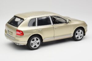 Porsche Cayenne Turbo 955 Bēšs Maisto 1:18 WAP02100113 Metāls — attēls 3 no 8