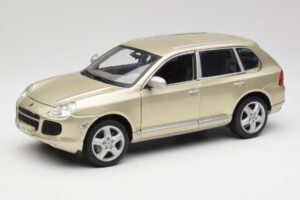 Porsche Cayenne Turbo 955 Bēšs Maisto 1:18 WAP02100113 Metāls