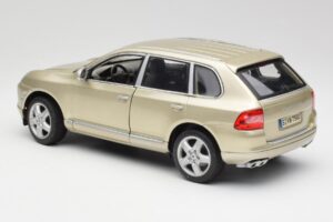 Porsche Cayenne Turbo 955 Bēšs Maisto 1:18 WAP02100113 Metāls — attēls 7 no 8