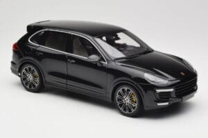 Porsche Cayenne Turbo S 958 Black Metallic Minichamps 1:18 110064000 Metāls — attēls 6 no 8