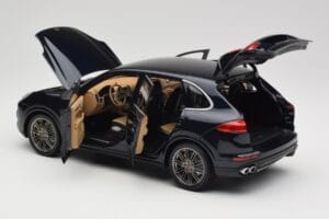 Porsche Cayenne Turbo S 958 Blue Metallic Minichamps 1:18 110064001 Metāls — attēls 5 no 8