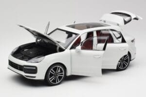 Porsche Cayenne 9YA Turbo Balts Metallic Minichamps 1:18 155042560 Metāls — attēls 2 no 8