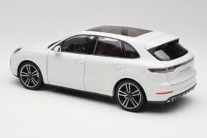Porsche Cayenne 9YA Turbo Balts Metallic Minichamps 1:18 155042560 Metāls — attēls 7 no 8