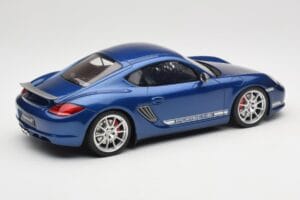Porsche Cayman R 987.2 Aqua Blue Metallic GT Spirit 1:18 GT901 Sveķi — attēls 2 no 6