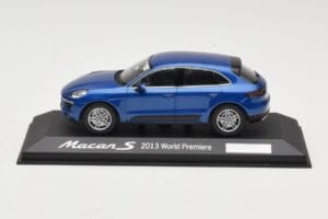 Porsche Macan 95B S Zils World Premiere Minichamps 1:43 WAP0201550E Metāls