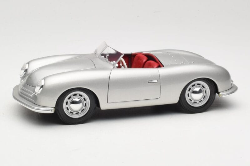 Porsche No. 1 Typ 356 Roadster Sudrabs Maisto 1:18 50324 Metāls