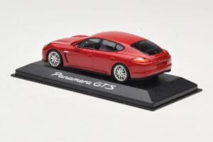 Porsche Panamera 970 GTS Sarkans Minichamps 1:43 WAP0200230C Metāls — attēls 3 no 4