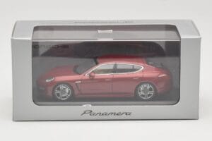 Porsche Panamera 970 Red Metallic Minichamps 1:43 WAP0200119 Metāls — attēls 4 no 4