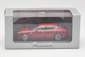 Porsche Panamera 970 Sarkans Minichamps 1:43 WAP02000119 Metāls — attēls 4 no 4