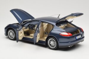 Porsche Panamera 970 S Zils Minichamps 1:18 WAP02100119 Metāls — attēls 5 no 8