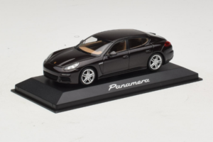 Porsche Panamera 970 Black Metallic Minichamps 1:43 WAP0203900E Metāls — attēls 2 no 5