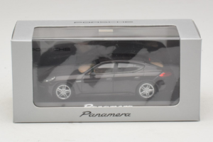 Porsche Panamera 970 Black Metallic Minichamps 1:43 WAP0203900E Metāls — attēls 5 no 5