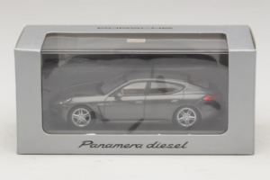 Porsche Panamera 970 Diesel Grey Metallic Minichamps 1:43 WAP0202300E Metāls — attēls 4 no 4