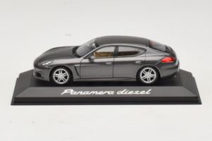 Porsche Panamera 970 Diesel Grey Metallic Minichamps 1:43 WAP0202300E Metāls