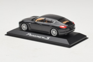Porsche Panamera 970 S Grey Metallic Minichamps 1:43 WAP02000219 Metāls — attēls 3 no 4