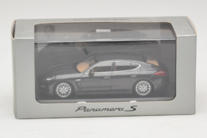 Porsche Panamera 970 S Grey Metallic Minichamps 1:43 WAP02000219 Metāls — attēls 4 no 4