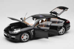 Porsche Panamera 970 Turbo Basalt Black Norev 1:18 WAP02100319 Metāls — attēls 2 no 8