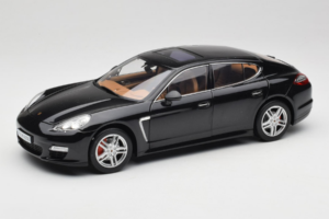 Porsche Panamera 970 Turbo Basalt Black Norev 1:18 WAP02100319 Metāls