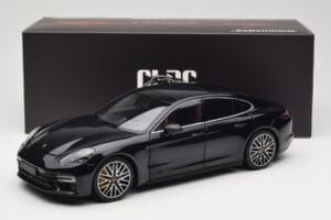 Porsche Panamera 971 Turbo S Zils Metallic Minichamps 1:18 113061075 Metāls — attēls 8 no 8