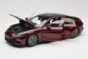 Porsche Panamera 971 Turbo S Sarkans Metallic Minichamps 1:18 113061077 Metāls — attēls 2 no 8